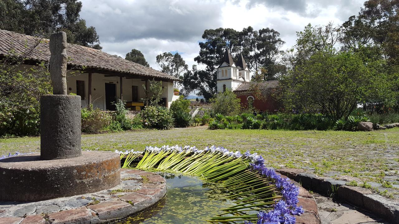 Hacienda Guachala Hotel Cayambe Bagian luar foto