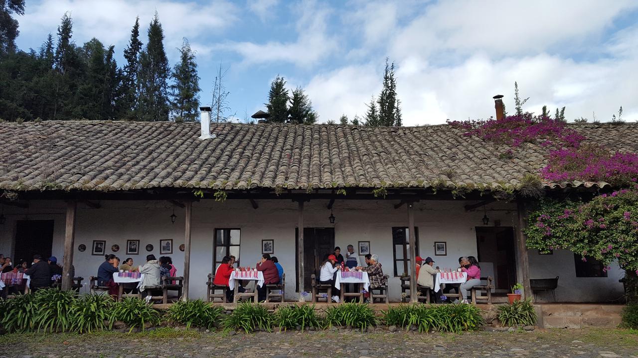 Hacienda Guachala Hotel Cayambe Bagian luar foto